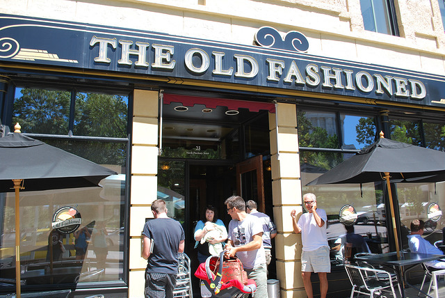 7841625106_583c157e99_z