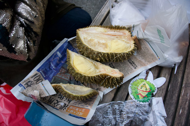 27879547949_bc9787e114_z